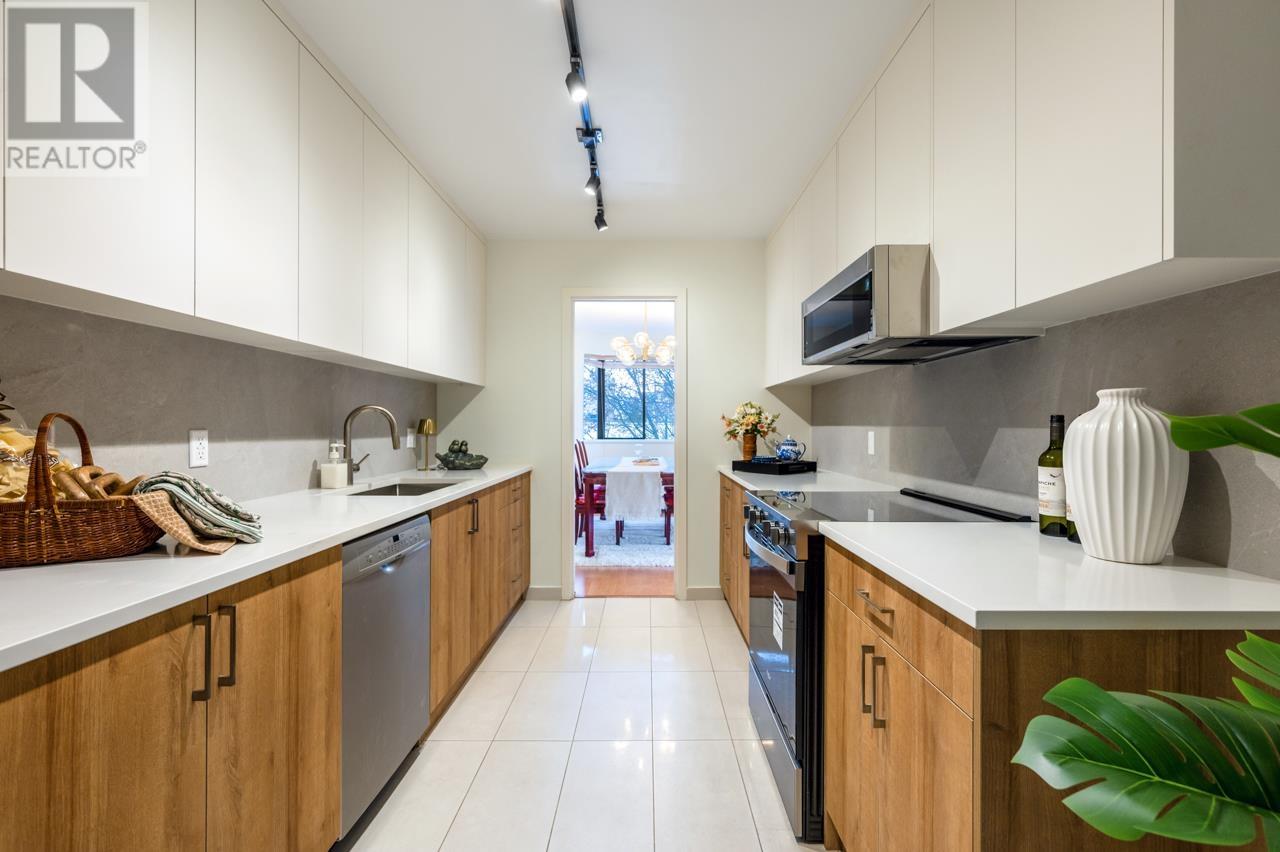 4a 1568 W 12th Avenue, Vancouver, British Columbia  V6J 2E1 - Photo 8 - R3024437