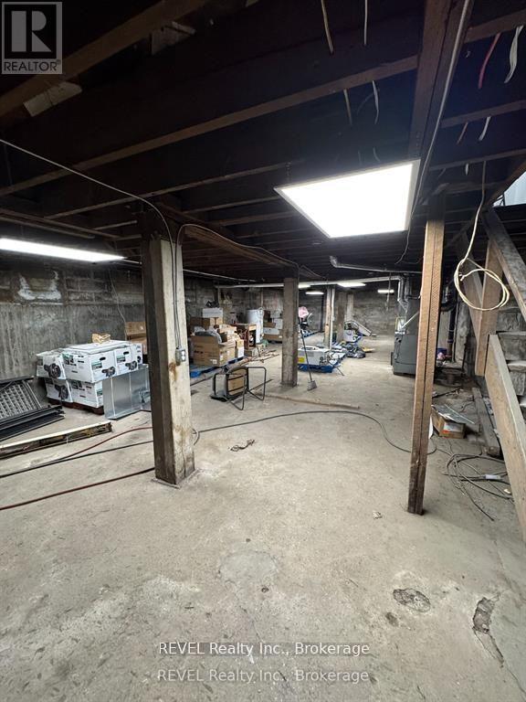 46 Division Street, Welland, Ontario  L3B 3Z6 - Photo 6 - X12271398