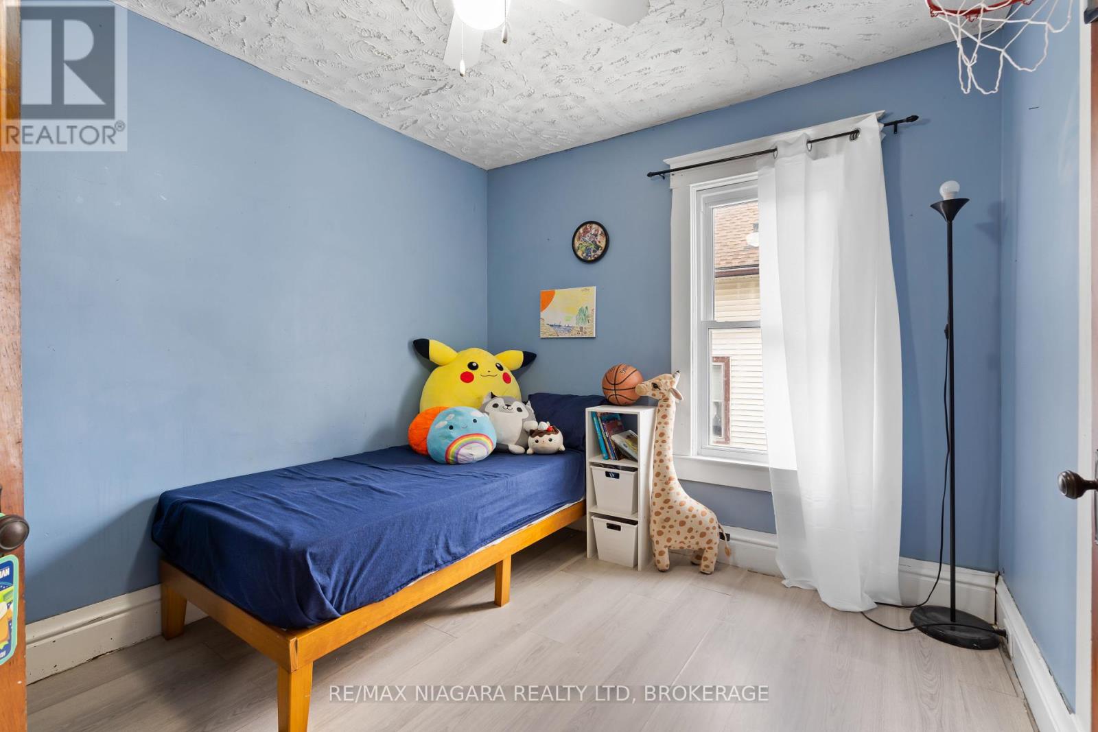4761 Epworth Circle, Niagara Falls, Ontario  L2E 1E1 - Photo 18 - X12271440
