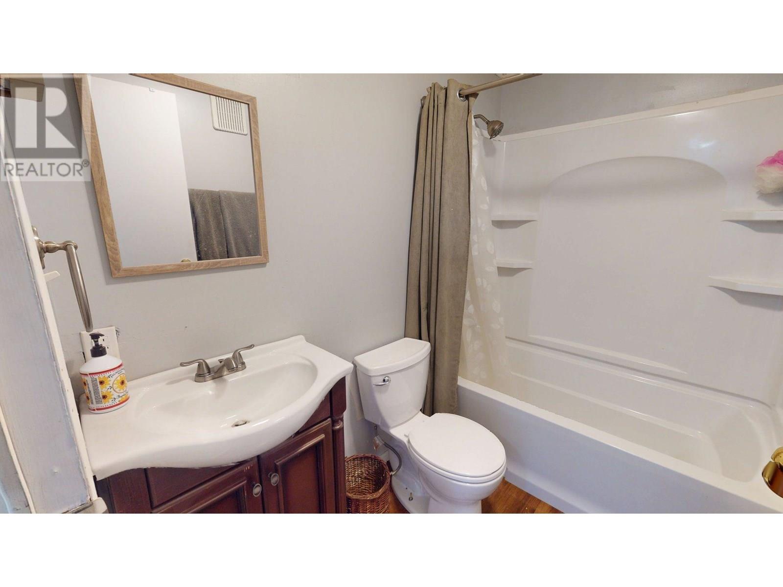 100 Aspen Drive 73