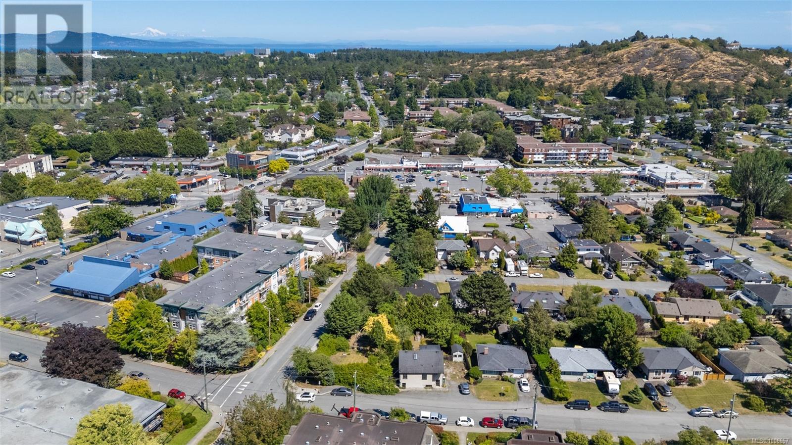 1539 Church Ave, Saanich, British Columbia  V8P 2G9 - Photo 26 - 1006657