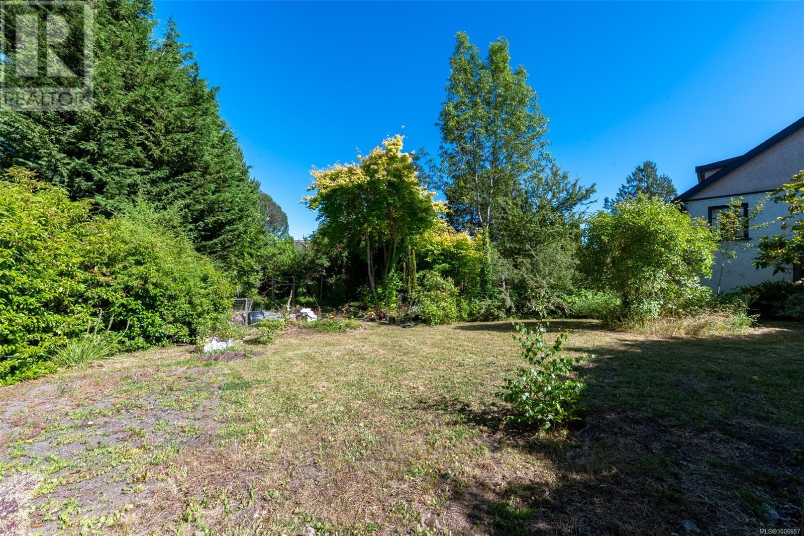 1539 Church Ave, Saanich, British Columbia  V8P 2G9 - Photo 7 - 1006657