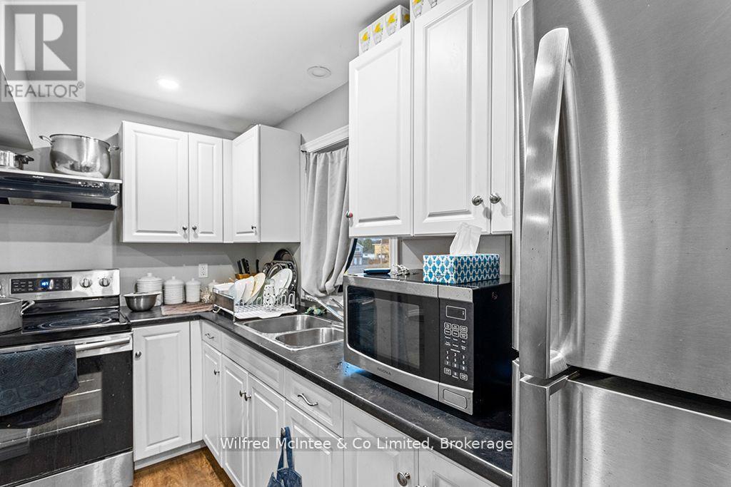 4 Elora Street N, Minto, Ontario  N0G 1Z0 - Photo 28 - X12271293