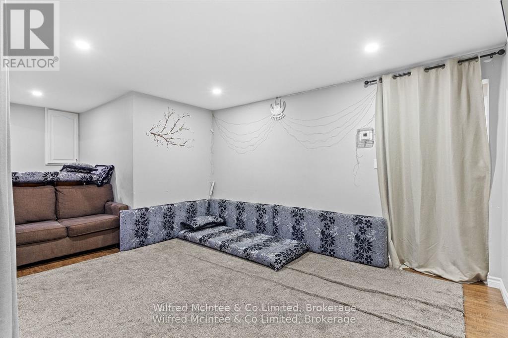 4 Elora Street N, Minto, Ontario  N0G 1Z0 - Photo 29 - X12271293