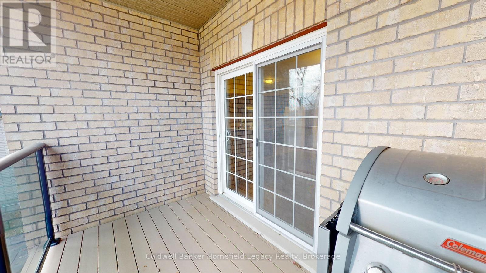 Upper - 390 Church Street, Stratford, Ontario  N5A 2S1 - Photo 4 - X12271355