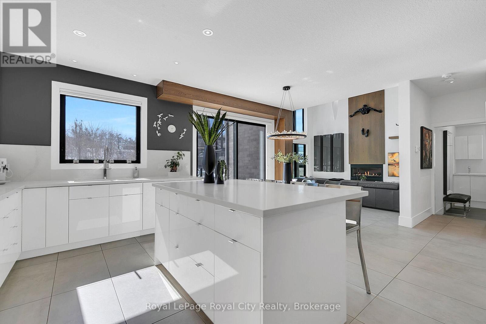 303 Gosling Gardens, Guelph, Ontario  N1L 0M1 - Photo 11 - X12271416