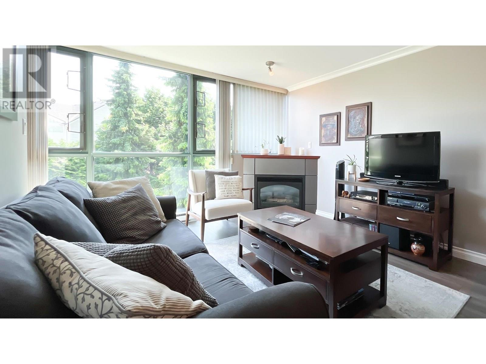 206 2733 CHANDLERY PLACE, vancouver, British Columbia V5S4V3