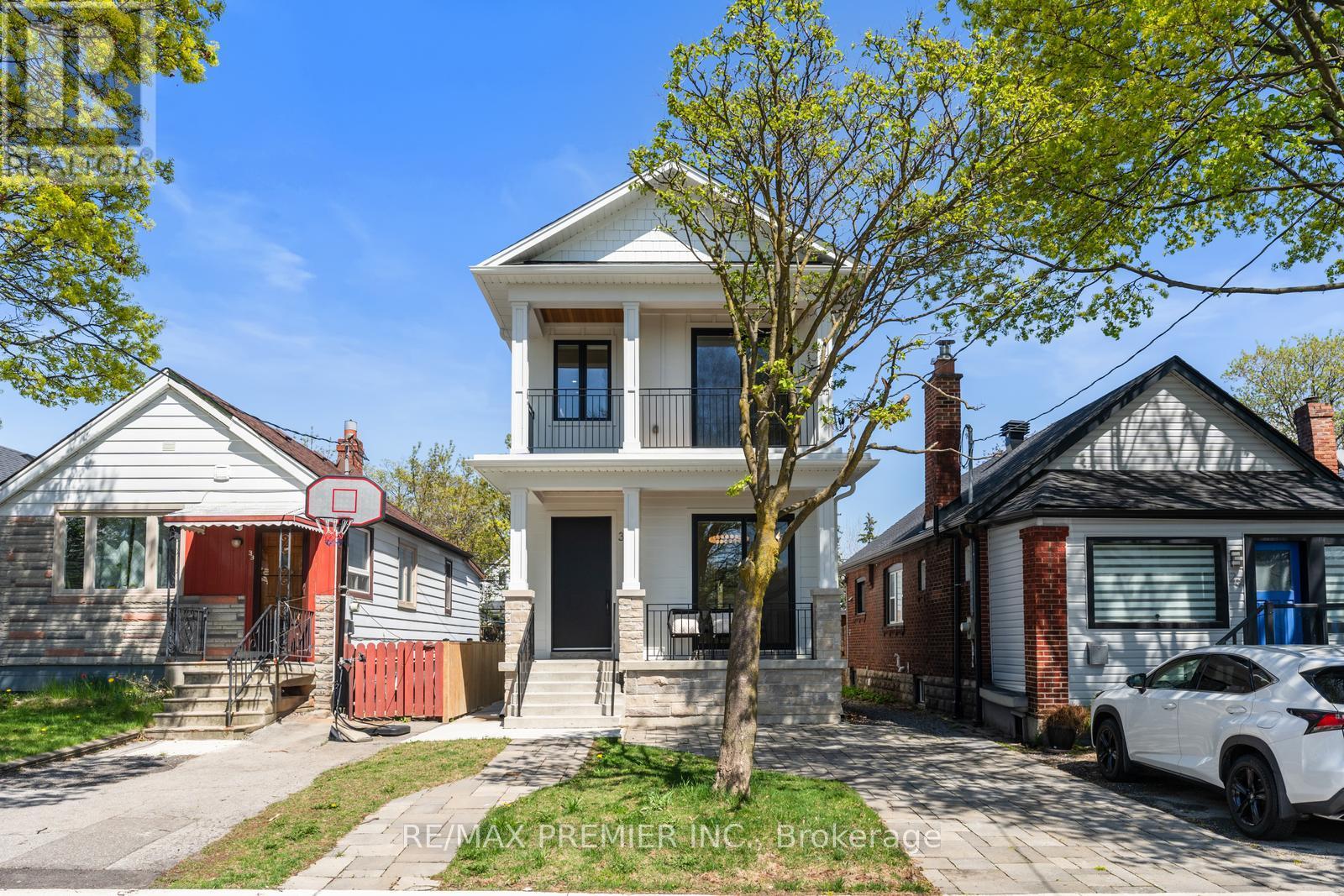 Property at 31 SEVENTEENTH STREET image 1