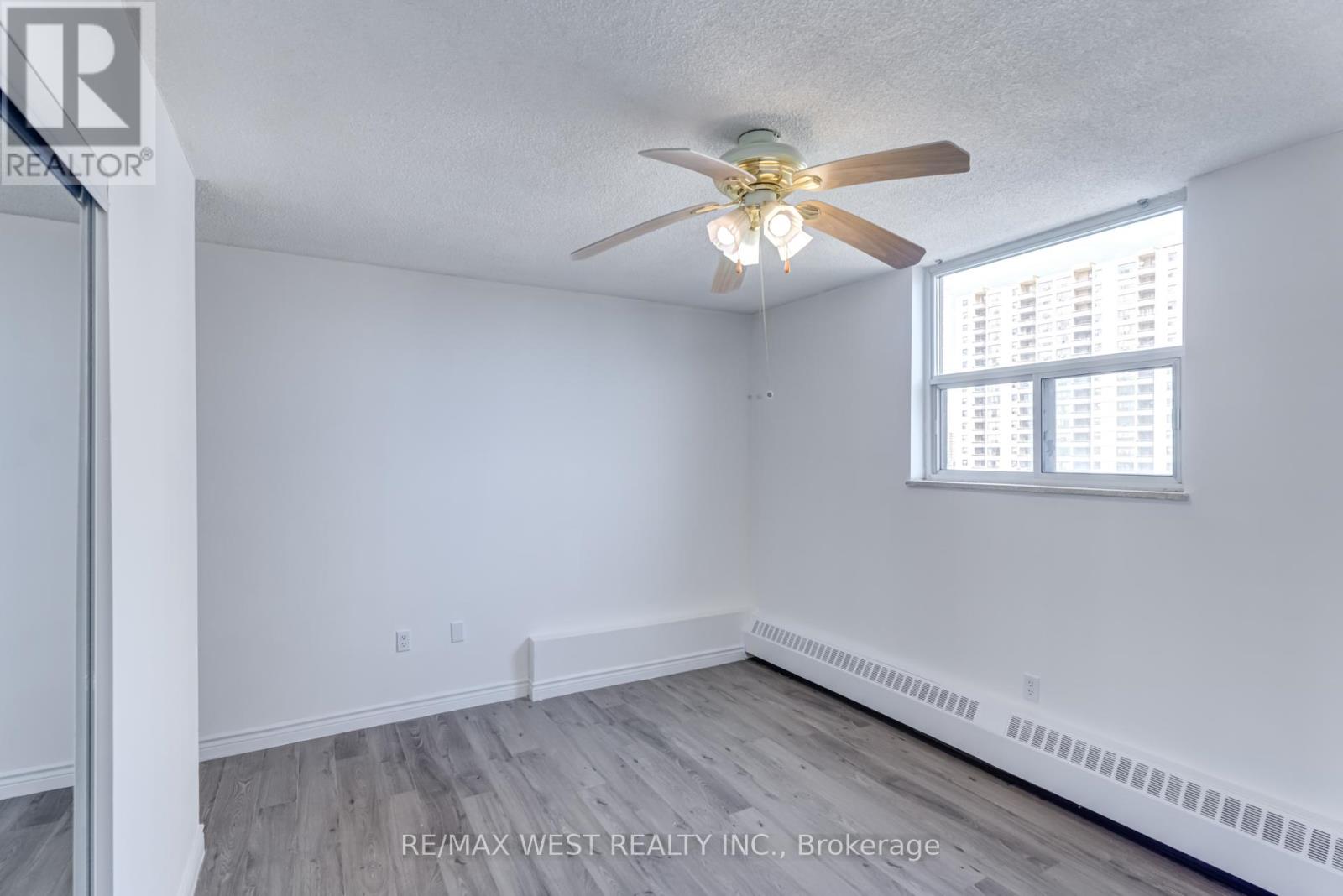 1013 - 390 Dixon Road, Toronto (Kingsview Village-The Westway), Ontario  M9R 1T4 - Photo 21 - W12271258