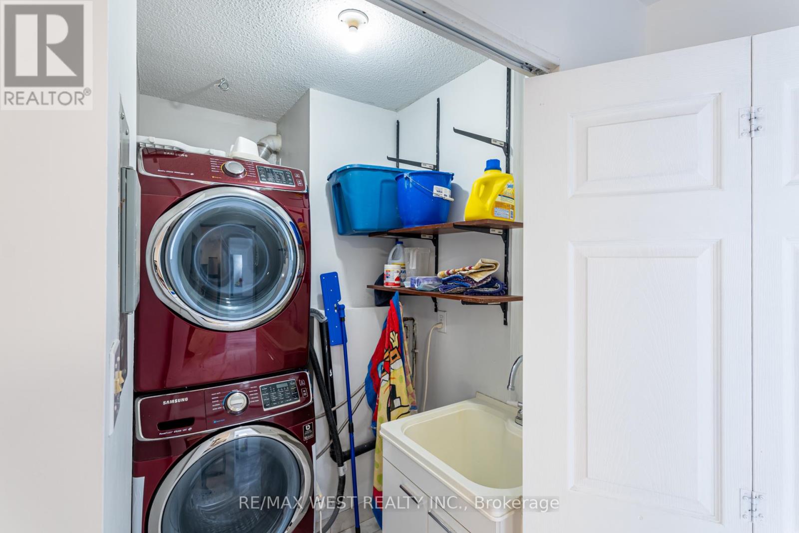 1013 - 390 Dixon Road, Toronto (Kingsview Village-The Westway), Ontario  M9R 1T4 - Photo 44 - W12271258