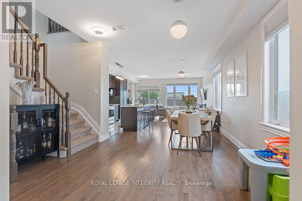 Property at 15 PEEVER PLACE image 5