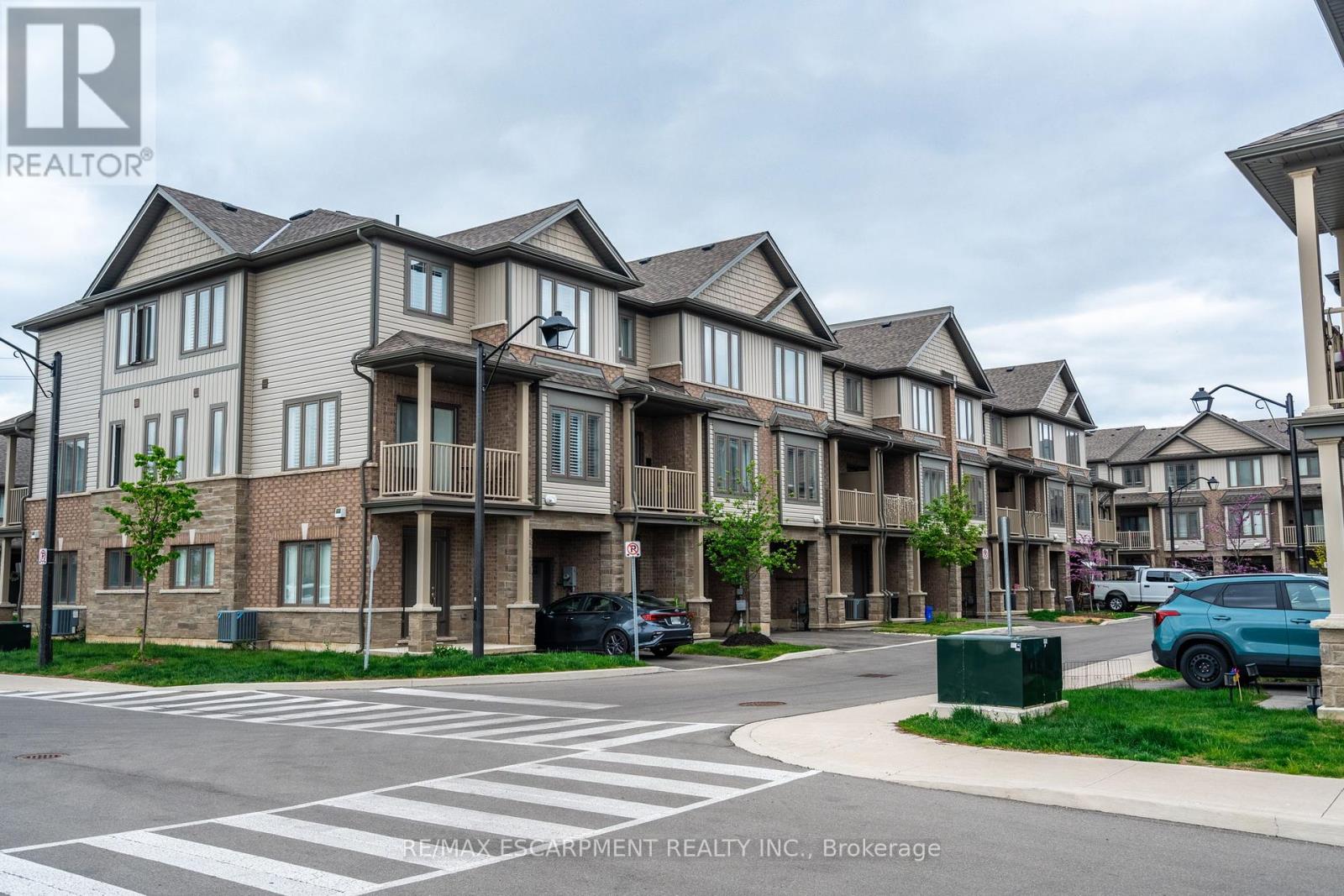 Property at 36 - 27 RACHEL DRIVE image 3