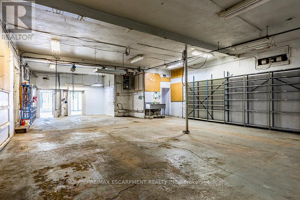 955 Barton Street E, Hamilton (Crown Point), Ontario  L8L 3C4 - Photo 7 - X12271290