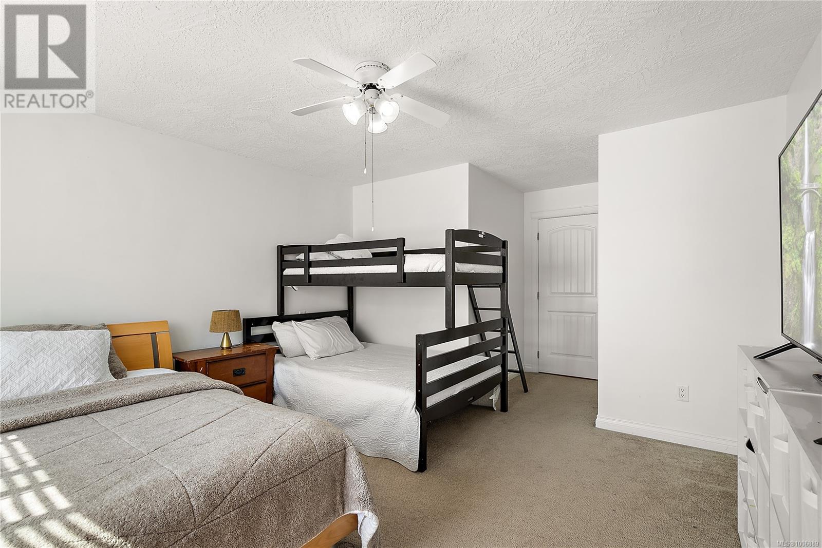 205 2680 Peatt Rd, Langford, British Columbia  V9B 3V1 - Photo 11 - 1006889