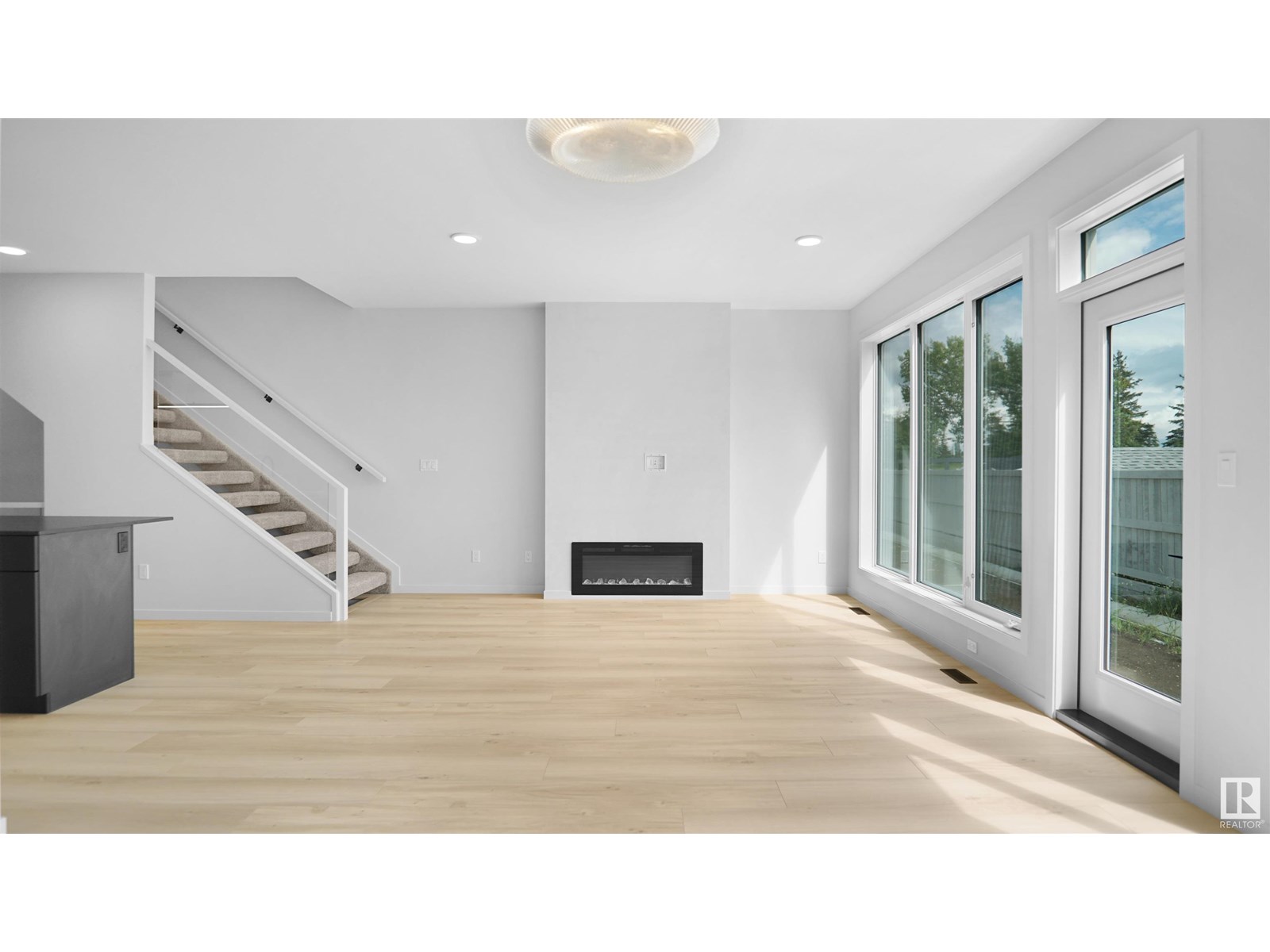 109 Elsinore Pl Nw, Edmonton, Alberta  T5X 0M6 - Photo 10 - E4443367
