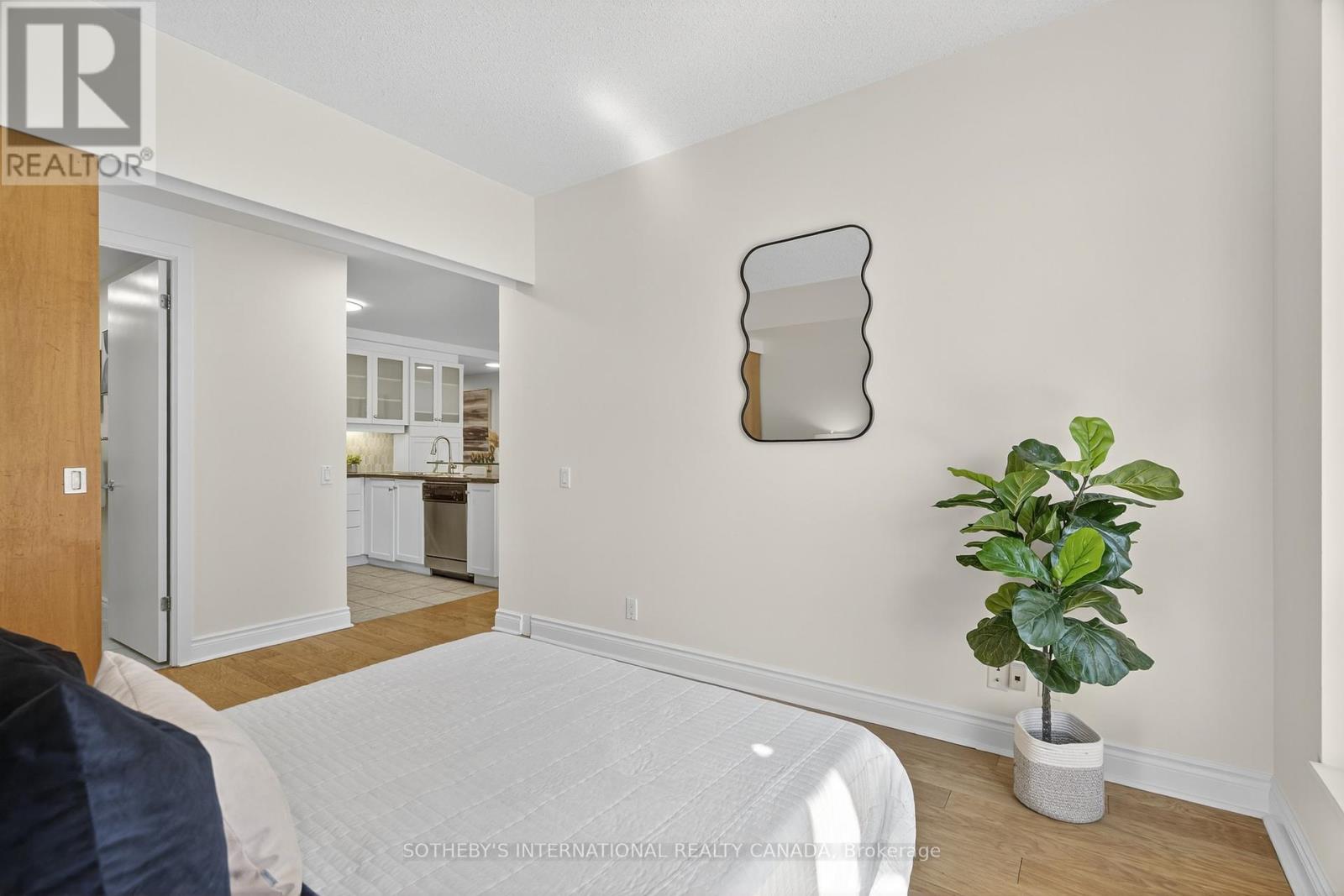 405w - 500 Queens Quay W, Toronto, Ontario  M5V 3K8 - Photo 21 - C12271281