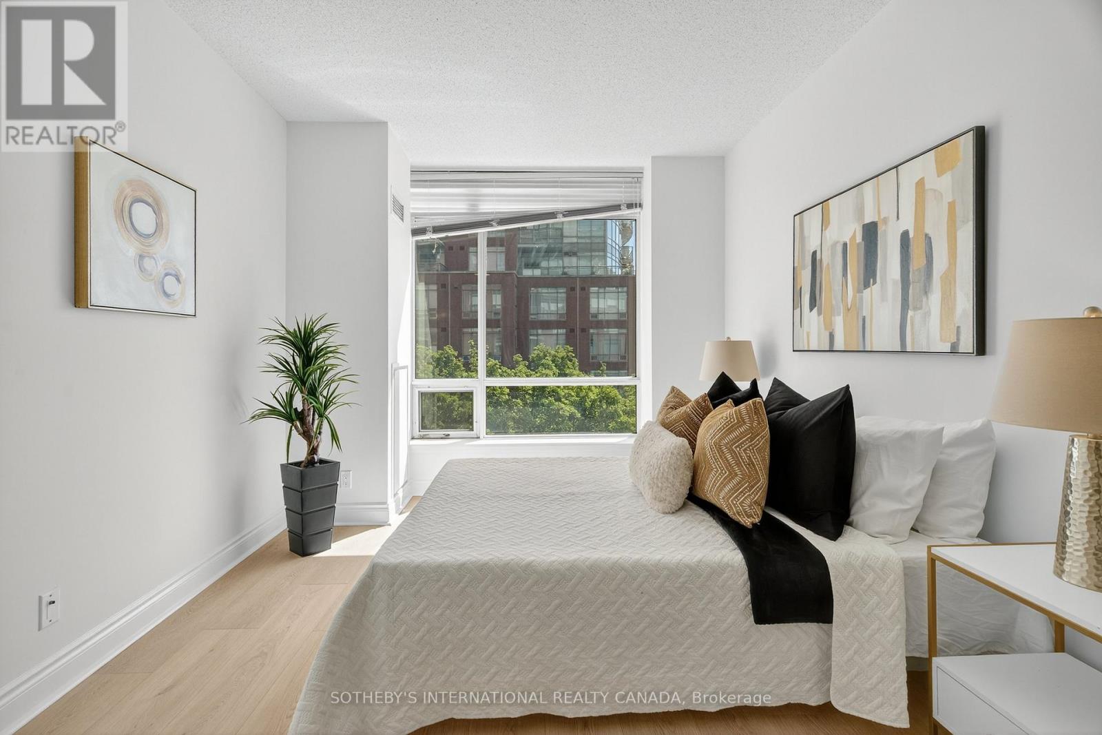 405w - 500 Queens Quay W, Toronto, Ontario  M5V 3K8 - Photo 25 - C12271281