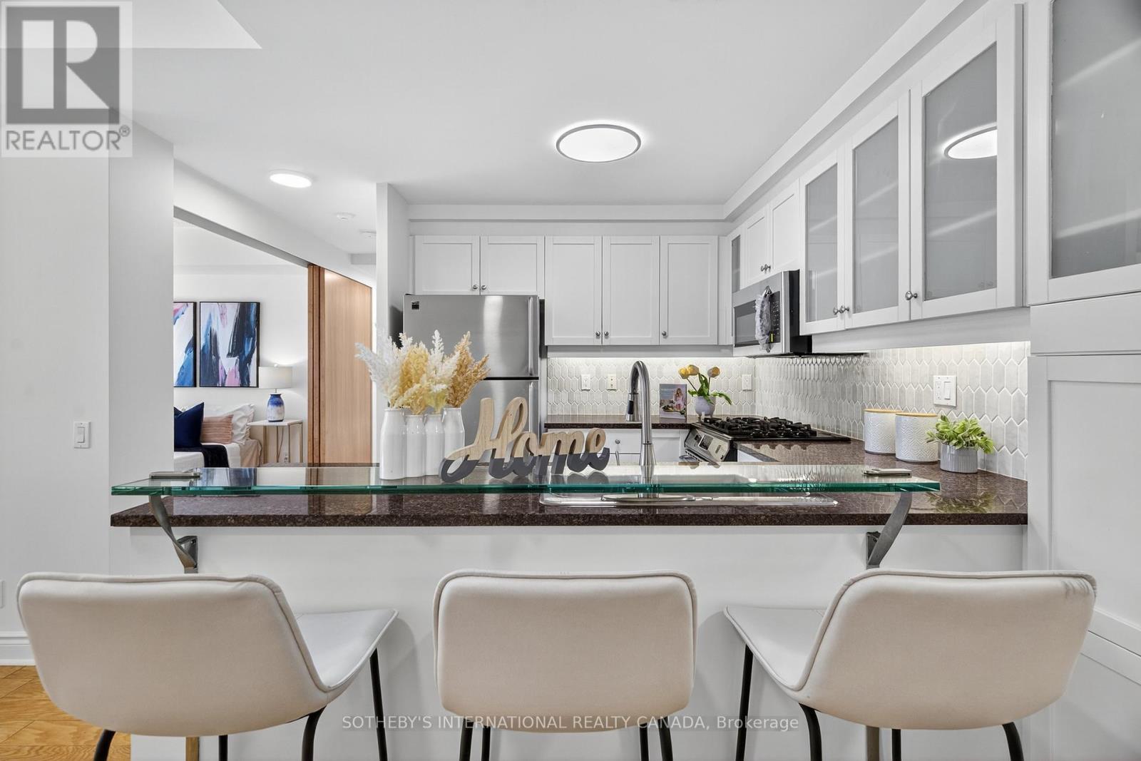 405w - 500 Queens Quay W, Toronto, Ontario  M5V 3K8 - Photo 4 - C12271281