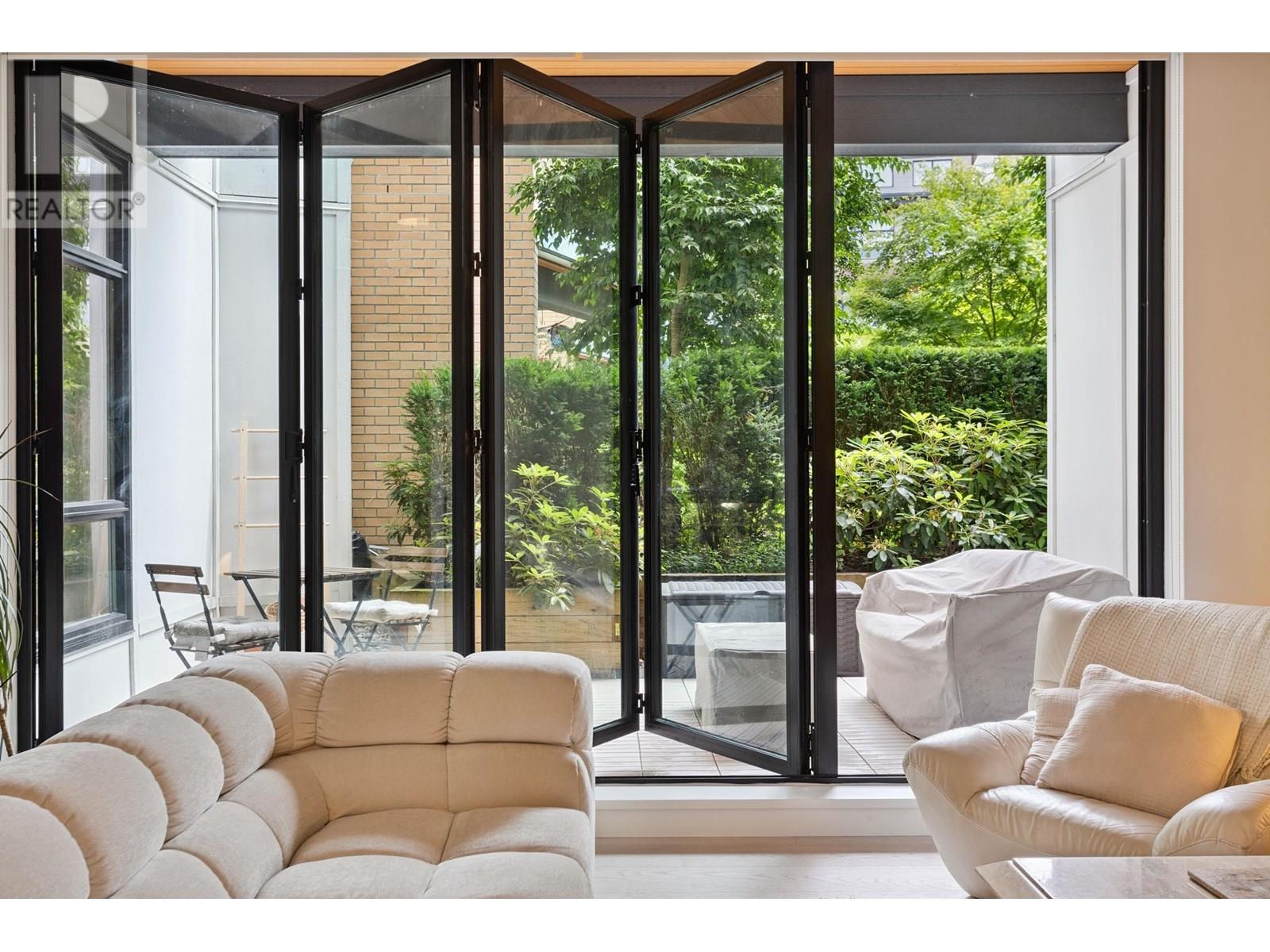 109 300 Salter Street, New Westminster, British Columbia  V3M 0L9 - Photo 5 - R3024314