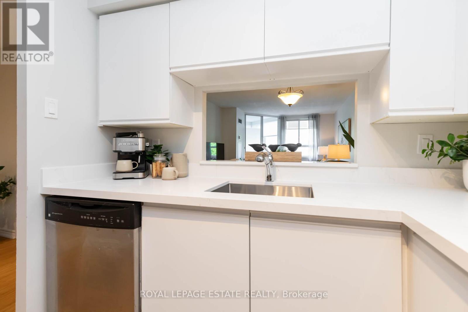 604 - 4 Park Vista Drive, Toronto (O'connor-Parkview), Ontario  M4B 3M8 - Photo 16 - E12271421
