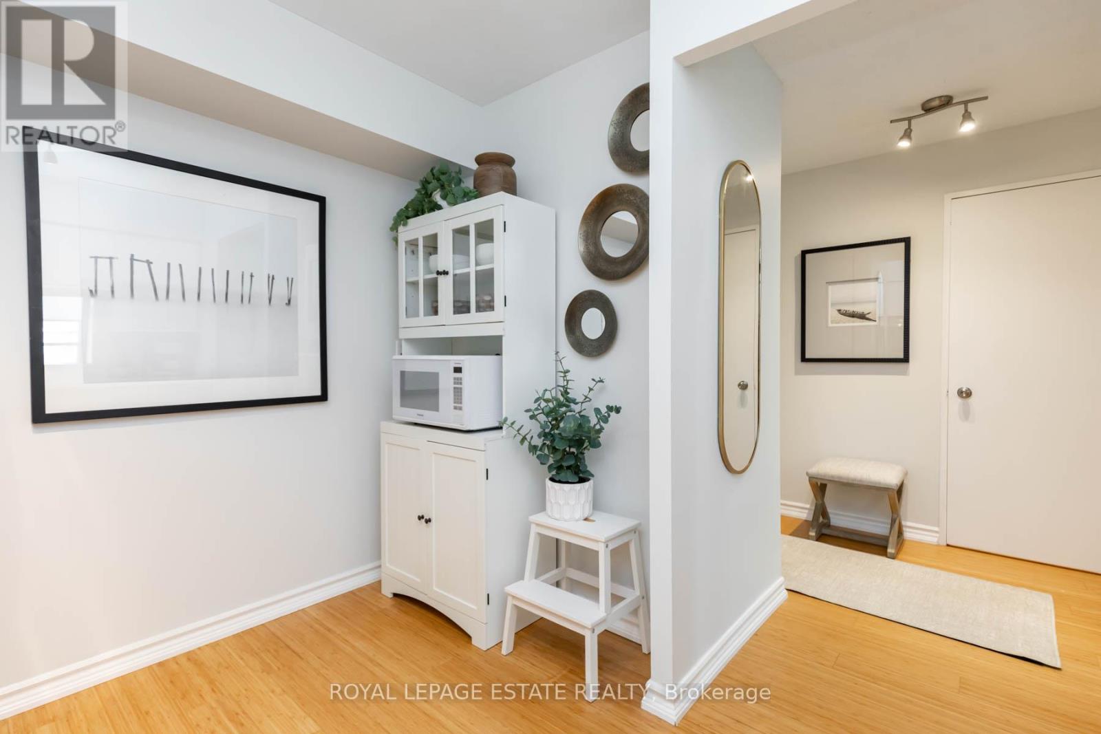 604 - 4 Park Vista Drive, Toronto (O'connor-Parkview), Ontario  M4B 3M8 - Photo 17 - E12271421