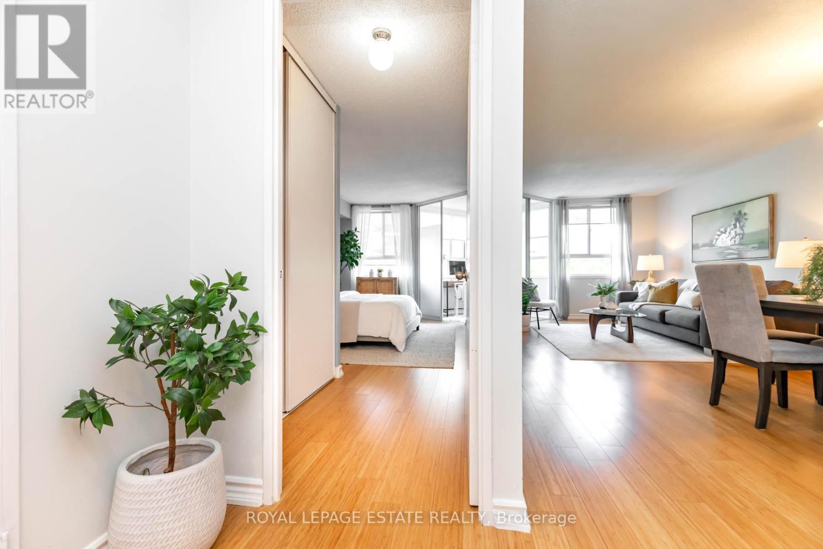 604 - 4 Park Vista Drive, Toronto (O'connor-Parkview), Ontario  M4B 3M8 - Photo 18 - E12271421