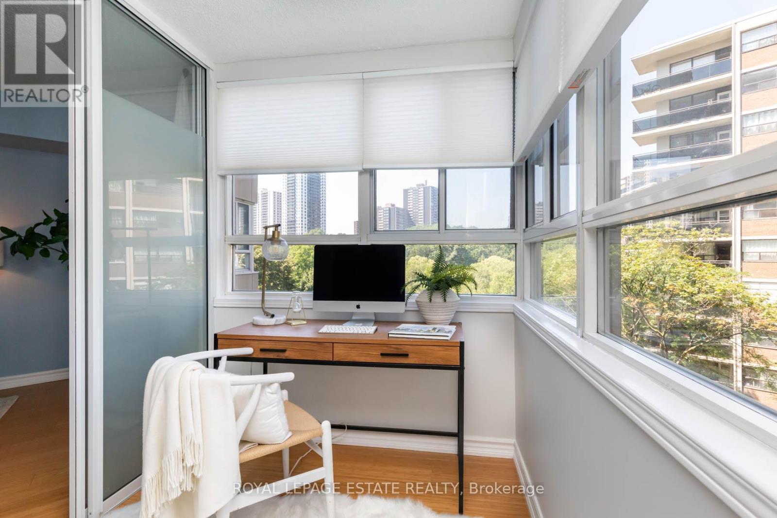 604 - 4 Park Vista Drive, Toronto (O'connor-Parkview), Ontario  M4B 3M8 - Photo 27 - E12271421