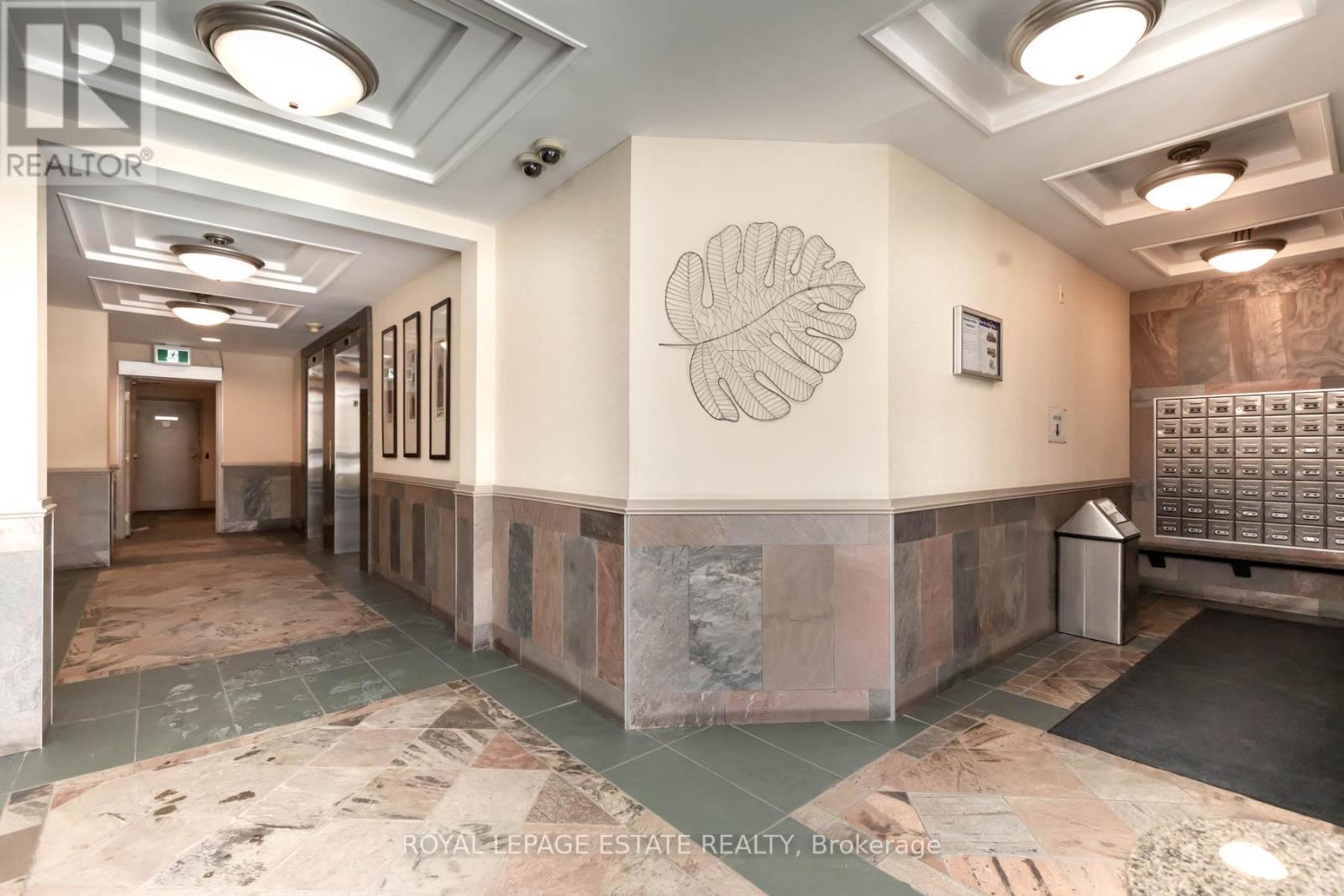 604 - 4 Park Vista Drive, Toronto (O'connor-Parkview), Ontario  M4B 3M8 - Photo 38 - E12271421