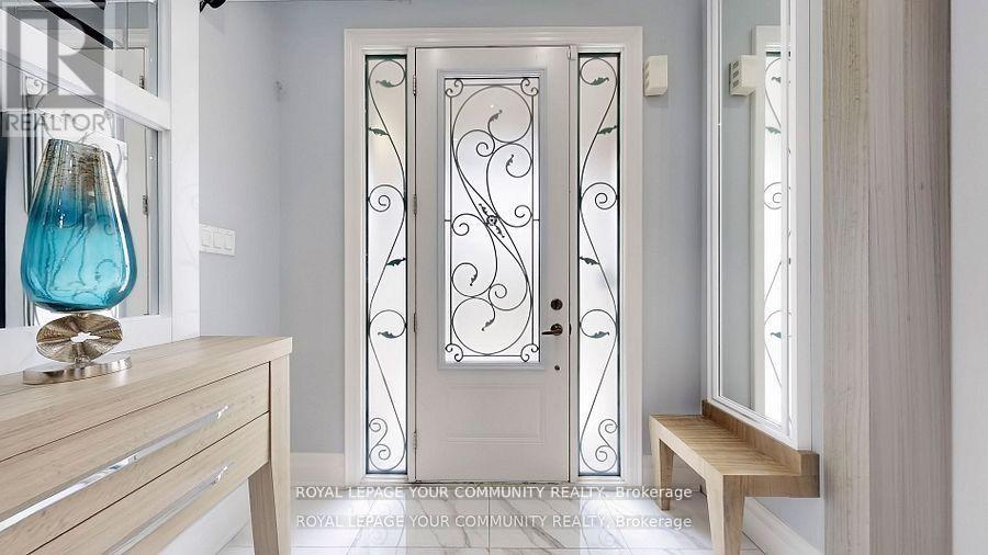 Property at 6 STRAW CUTTER GATE image 2