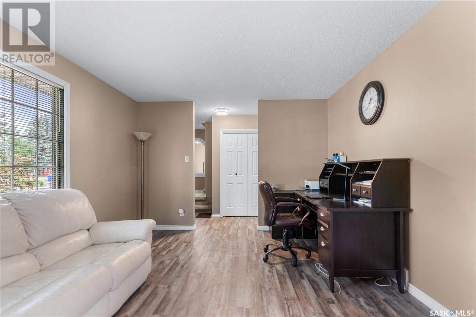 Property at 538 Trent CRESCENT image 2