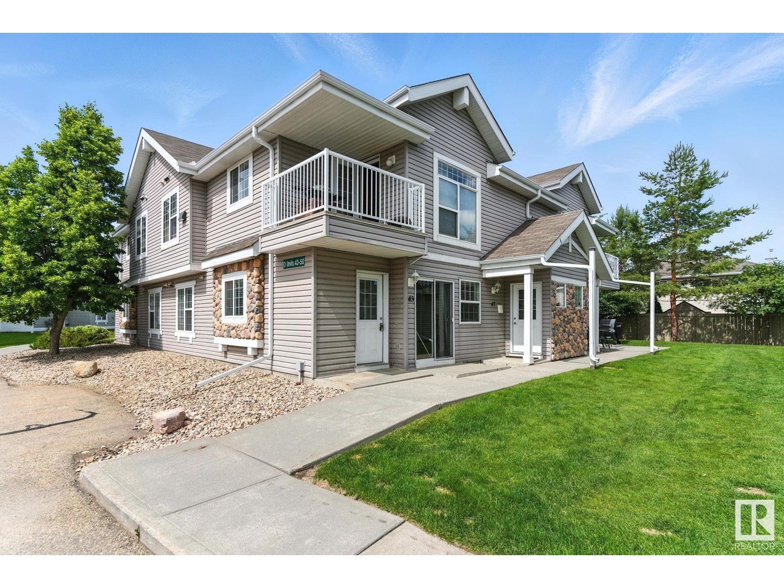 Property at #43 150 EDWARDS DR SW image 1