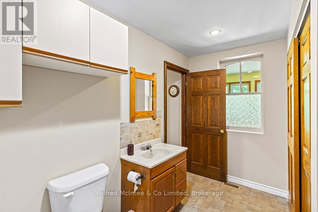 383 Concession 10 Road E, Arran-Elderslie, Ontario  N0H 2N0 - Photo 18 - X12269720