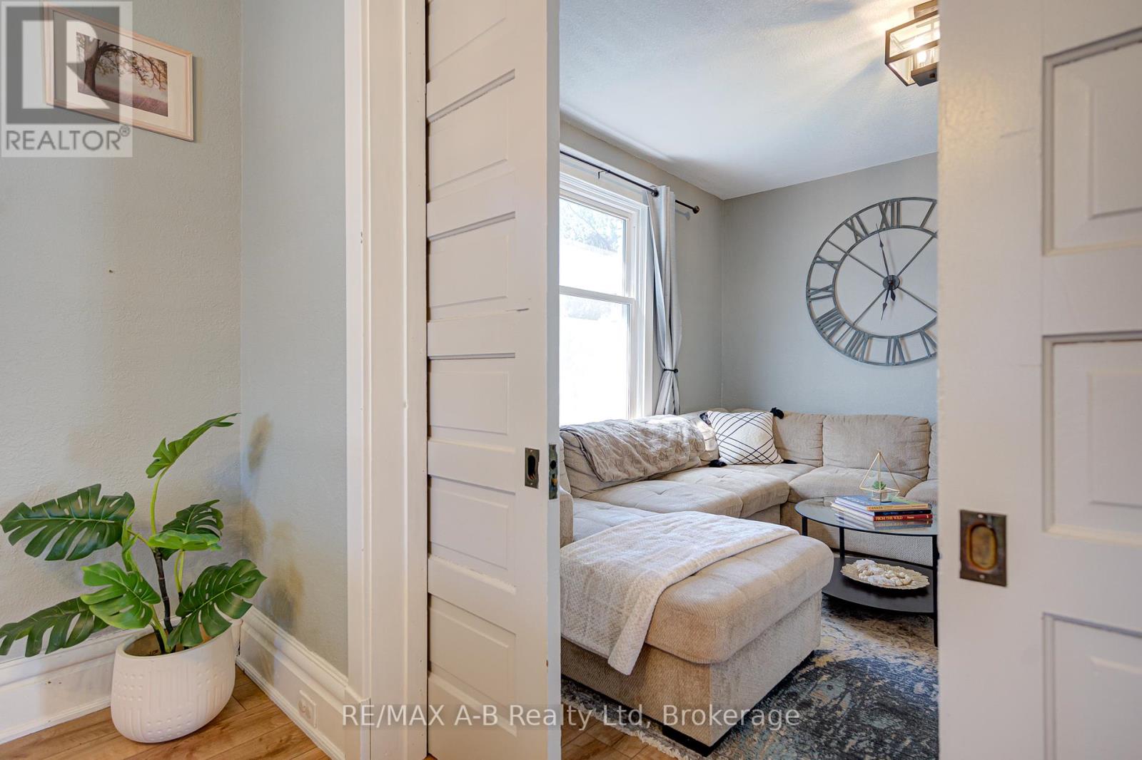 2 Loveys Street E, East Zorra-Tavistock, Ontario  N0J 1L0 - Photo 14 - X12271486