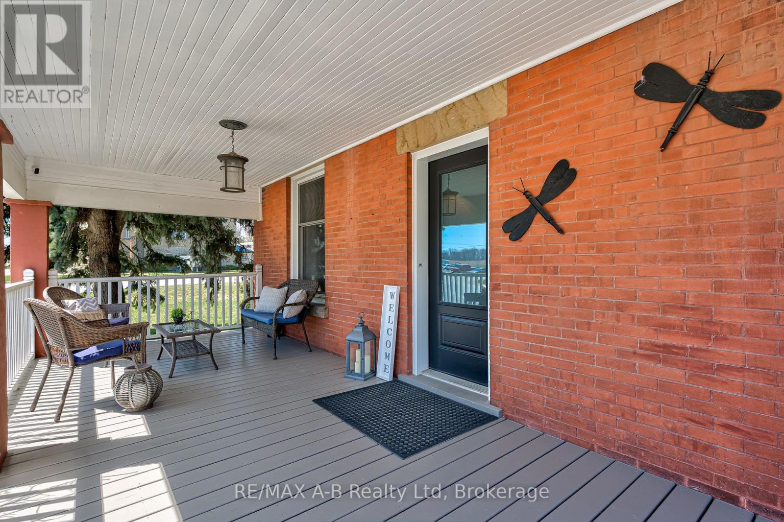 2 Loveys Street E, East Zorra-Tavistock, Ontario  N0J 1L0 - Photo 3 - X12271486