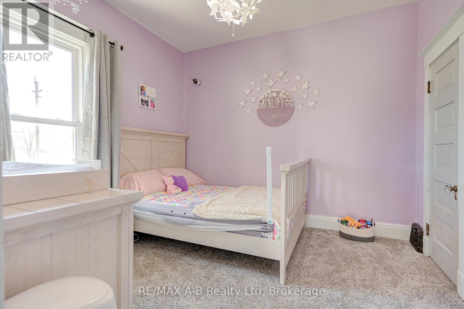 2 Loveys Street E, East Zorra-Tavistock, Ontario  N0J 1L0 - Photo 30 - X12271486