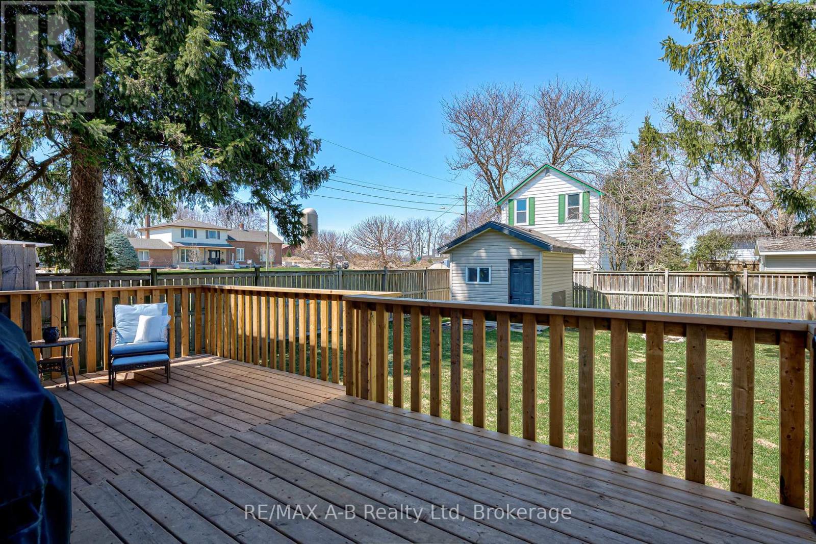 2 Loveys Street E, East Zorra-Tavistock, Ontario  N0J 1L0 - Photo 45 - X12271486