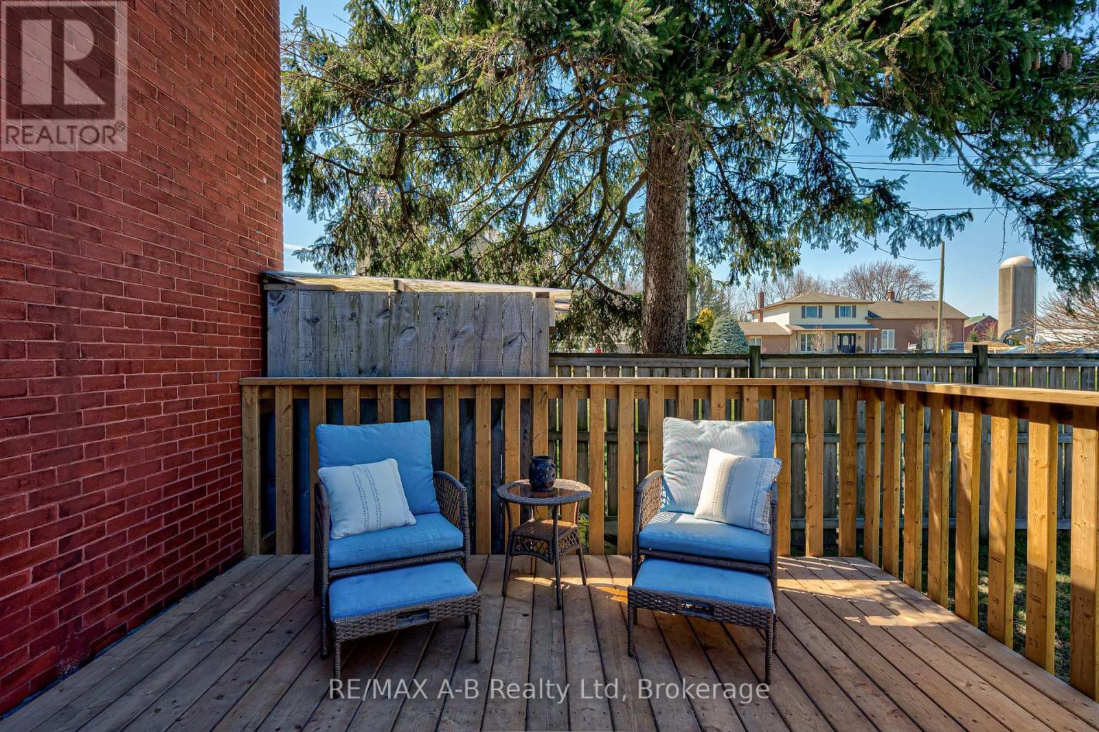 2 Loveys Street E, East Zorra-Tavistock, Ontario  N0J 1L0 - Photo 46 - X12271486