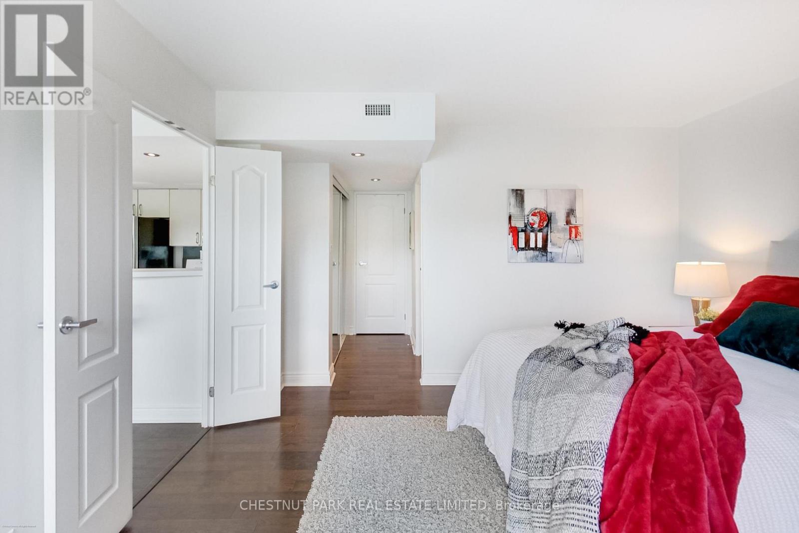 201 - 97 Lawton Boulevard, Toronto (Yonge-St. Clair), Ontario  M4V 1Z6 - Photo 24 - C12271477