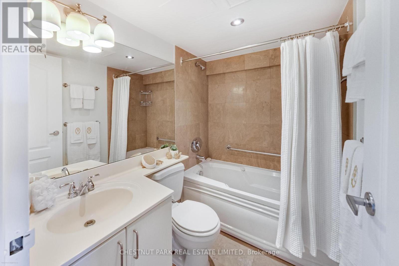 201 - 97 Lawton Boulevard, Toronto (Yonge-St. Clair), Ontario  M4V 1Z6 - Photo 26 - C12271477