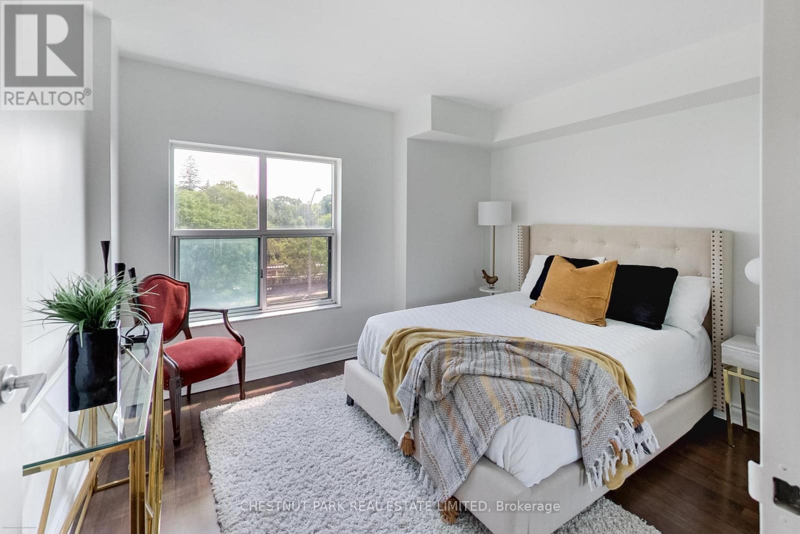 201 - 97 Lawton Boulevard, Toronto (Yonge-St. Clair), Ontario  M4V 1Z6 - Photo 8 - C12271477