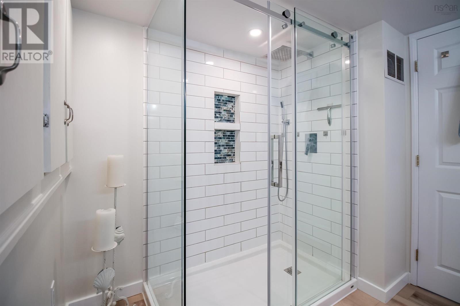 70 Mccormacks Lane, Eastern Passage, Nova Scotia  B3G 1A3 - Photo 11 - 202515105