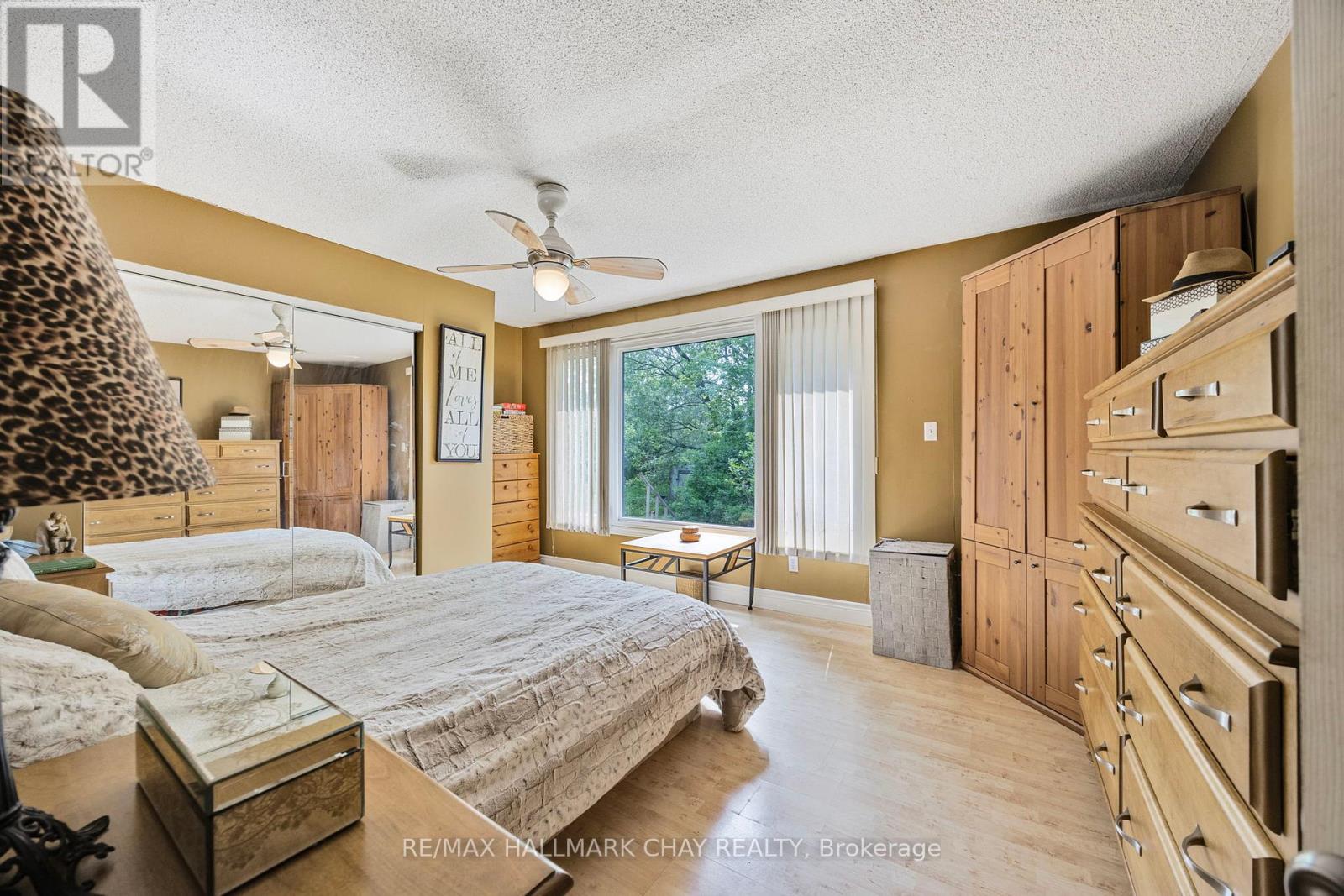 9205 Mckinnon Road, Essa (Angus), Ontario  L3W 0V9 - Photo 28 - N12271463
