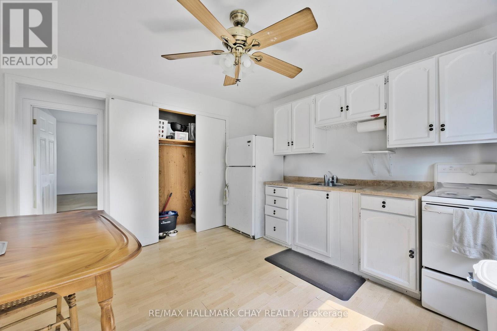 9205 Mckinnon Road, Essa (Angus), Ontario  L3W 0V9 - Photo 31 - N12271463
