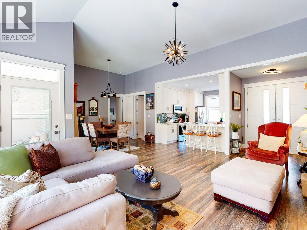 3807 Fairwinds Drive, Osoyoos, British Columbia  V0H 1V4 - Photo 4 - 10355123