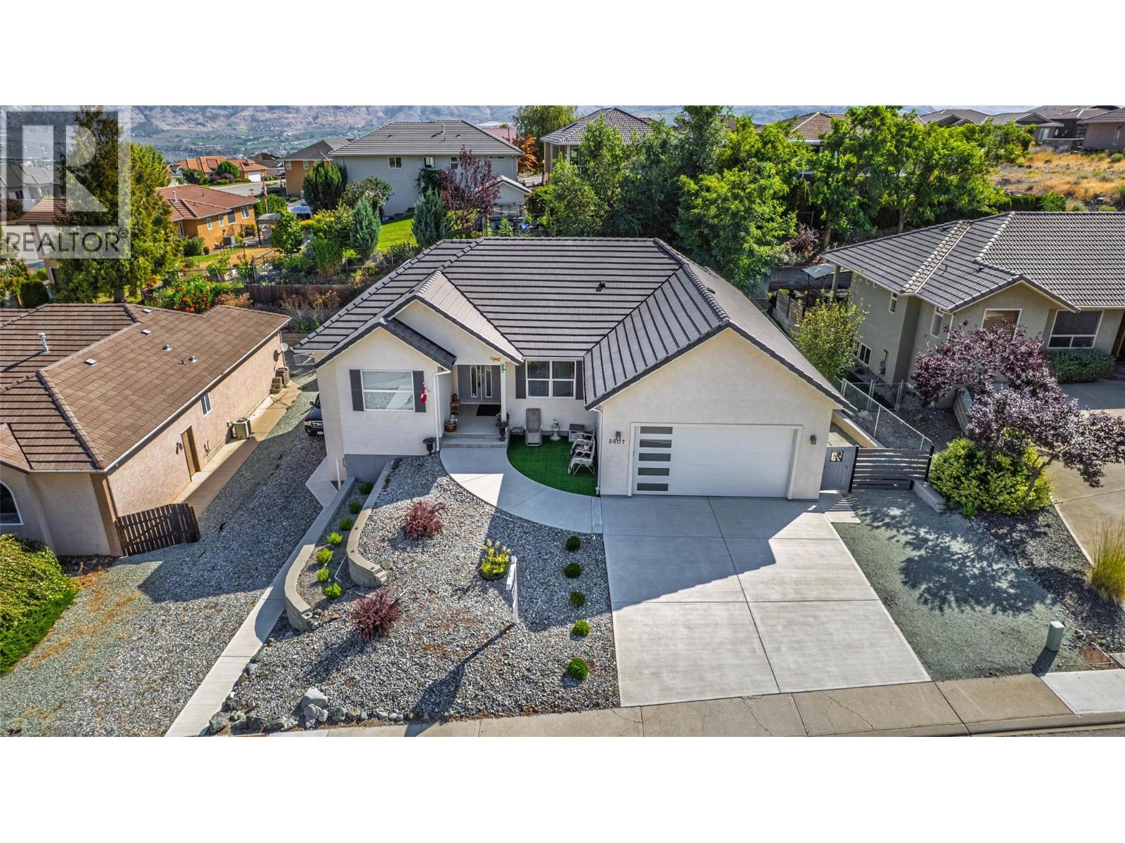 3807 Fairwinds Drive, Osoyoos, British Columbia  V0H 1V4 - Photo 1 - 10355123