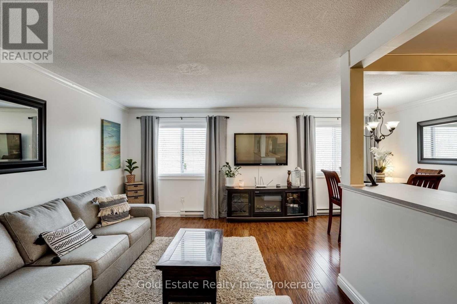 165 - 1066 Falgarwood Drive, Oakville (Fa Falgarwood), Ontario  L6H 2P3 - Photo 17 - W12271466