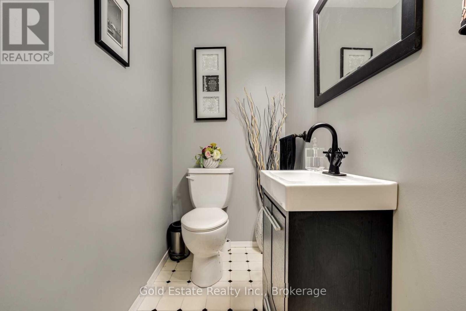 165 - 1066 Falgarwood Drive, Oakville (Fa Falgarwood), Ontario  L6H 2P3 - Photo 18 - W12271466