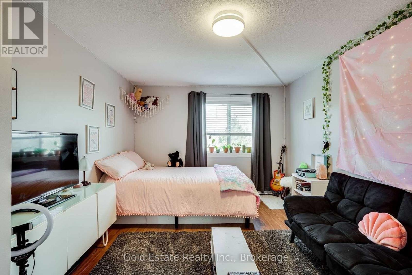 165 - 1066 Falgarwood Drive, Oakville (Fa Falgarwood), Ontario  L6H 2P3 - Photo 20 - W12271466
