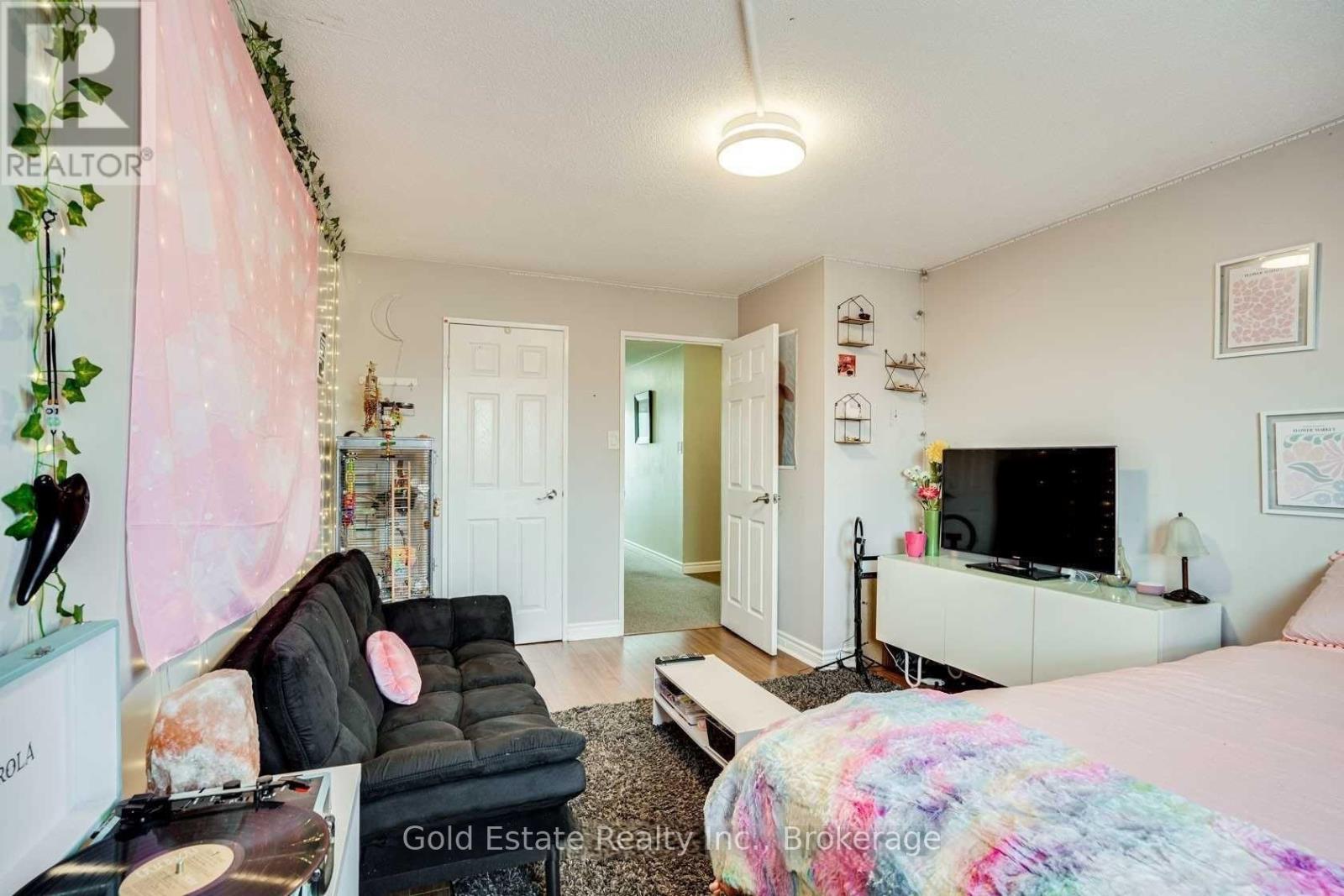 165 - 1066 Falgarwood Drive, Oakville (Fa Falgarwood), Ontario  L6H 2P3 - Photo 21 - W12271466