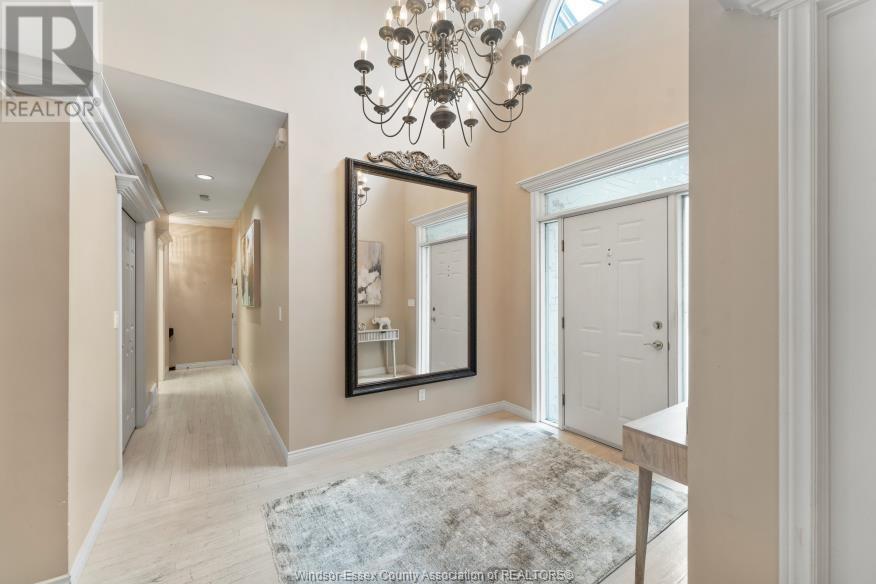 Property at 225 SOUTHWIND image 3